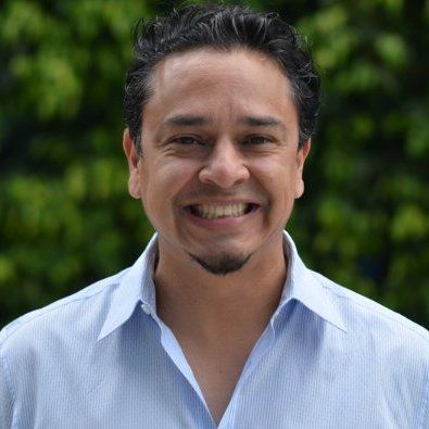 <strong>Carlos M.  (Lima)</strong>